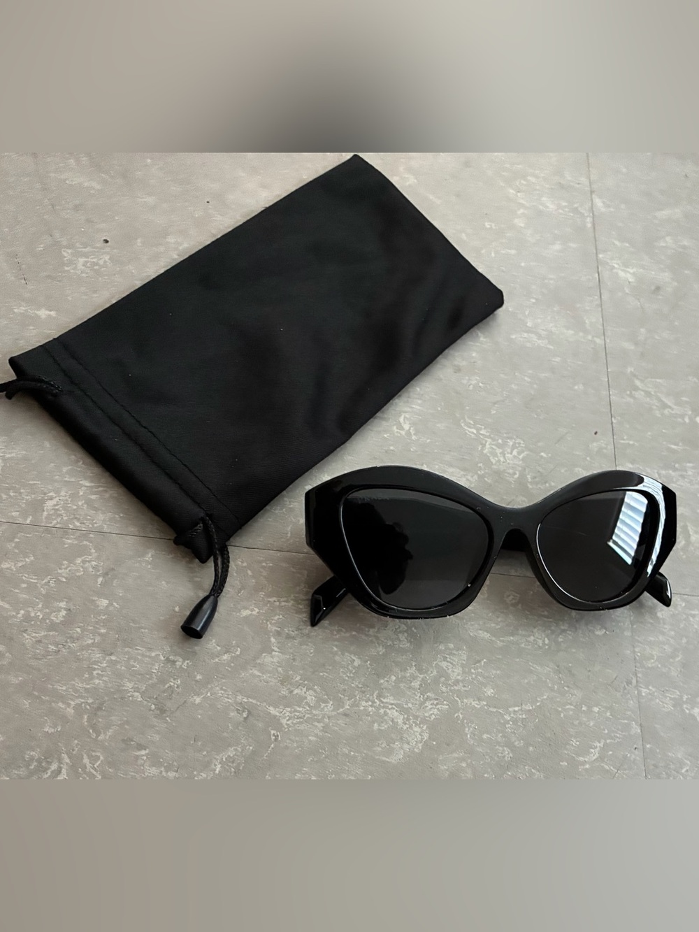 New Luxury Black Sunglasses - Picture 4 of 9
